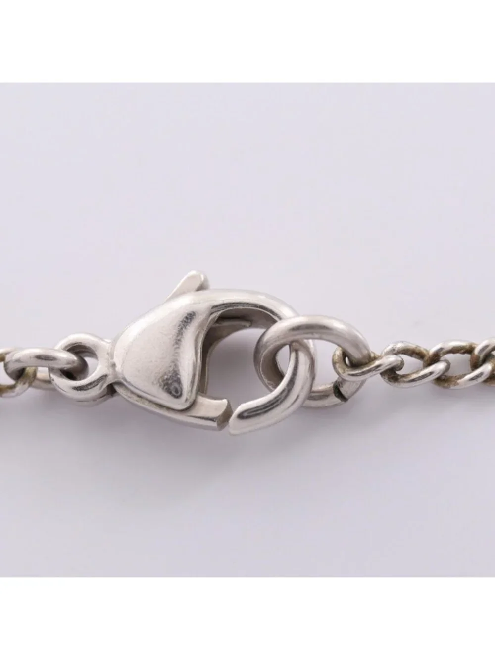 Chanel Necklace 05c CC Logo Heart